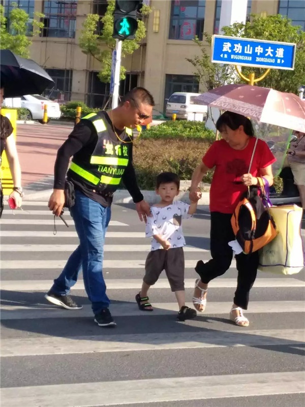 1530500546324022.jpg 640.webp (9).jpg